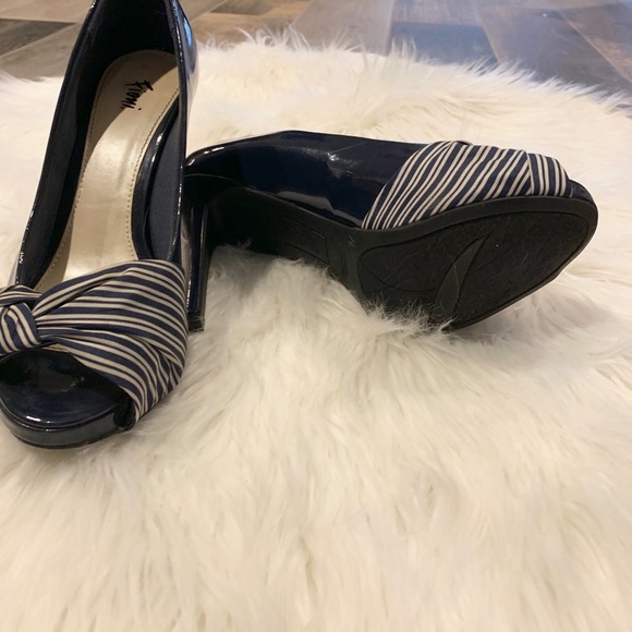 SOLD - Picture 3 of 5